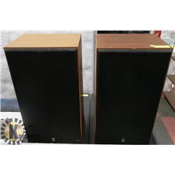 SET OF YAMAHA SPEAKERS
