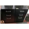 Image 1 : LOT OF TWO WOOD FILING CABINETS