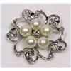 Image 1 : VINTAGE PEARL & CRYSTAL ACCENT BROOCH