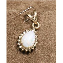 10KT GOLD OPAL & DIAMOND TEARDROP PENDANT.