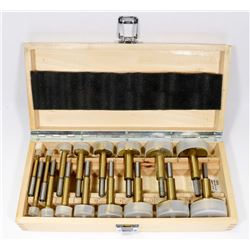 MASTERCRAFT ROUTER BITS, 16 IN WOOD BOX