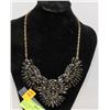 Image 1 : BLACK ONYX STYLE VINTAGE NECKLACE