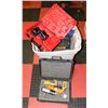 Image 1 : TOTE WITH ASSORTED TOOLS INCL 4 TON JACK.