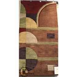 152) COMFORT TUFTED BROWN, 5X8 TRADITIONAL