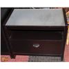 Image 2 : 6 DRAWER DRESSER (51"X20"X43") W/ MATCHING NIGHT