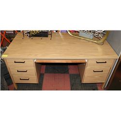 OFFICE DESK 5 DRAWER, 59.5"X30"X29".