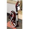 Image 1 : SHARK PROFESSIONAL CANISTER VAC