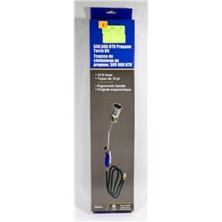 500,000 BTU PROPANE TORCH KIT NEW IN BOX.