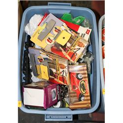 TOTE WITH TOOLS ACCESSORIES AND DIE CAST