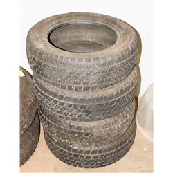 SET OF 4 ARCTIC CLAW 195/60R15 TXI WINTER TIRES.