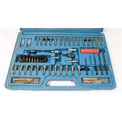 LARGE BIT SET COMES WITH CASE / 1 DRILL BIT