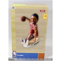 DERRICK ROSE LARGE BOBBLEHEAD