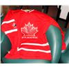 Image 1 : TEAM CANADA 2010 OLYMPIC JERSEY