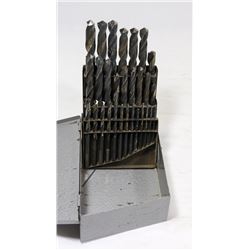 DRILL BIT SET / 1/16-1/2" X 1/64THS / WITH METAL