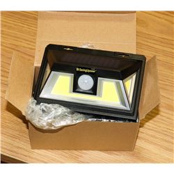 LOT OF 2 NEW SOLAR SECURITY LED LIGHTS