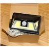Image 1 : LOT OF 2 NEW SOLAR SECURITY LED LIGHTS