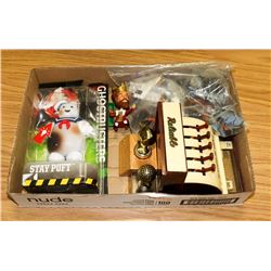 FLAT OF COLLECTIBLES, CASH REGISTER, LEGO