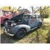 Image 2 : APPROXIMATELY 1937 PONTIAC 4 DOOR CAR