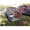 Image 3 : APPROXIMATELY 1937 PONTIAC 4 DOOR CAR