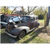Image 2 : APPROXIMATELY 1937 PONTIAC 4 DOOR CAR