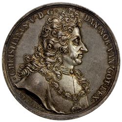 DENMARK: Christian V, 1670-1699, AR medal (82.21g), ND. UNC