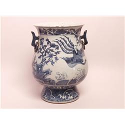 Antique Chinese Porcelain Vase