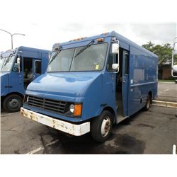 2001 Freightliner van SN#-4UZAANBWX1CH69619
