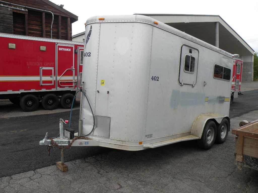 1997 Featherlite horse trailer SN4FGL13204VA915289