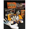 Image 1 : HOCKEY FAN SOUVENIR LOT