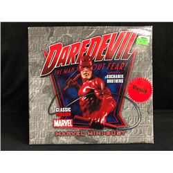 LIMITED EDITION DAREDEVIL CLASSIC VERSION MARVEL MINI-BUST (2978/3250)
