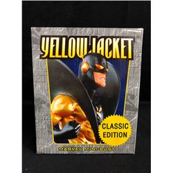 CLASSIC EDITION YELLOW JACKET MINI-BUST