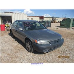 1997 - TOYOTA CAMRY//SALVAGE TITLE