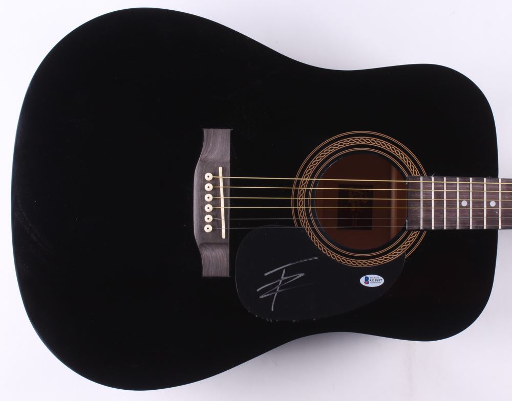 Thomas Rhett Signed 40
