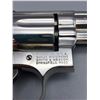 Image 2 : Like New Smith and Wesson Model 19