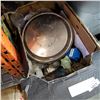 Image 2 : BOX OF SHOP SUPPLIES