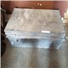 Image 2 : GALVANIZED METAL TOOL BOX