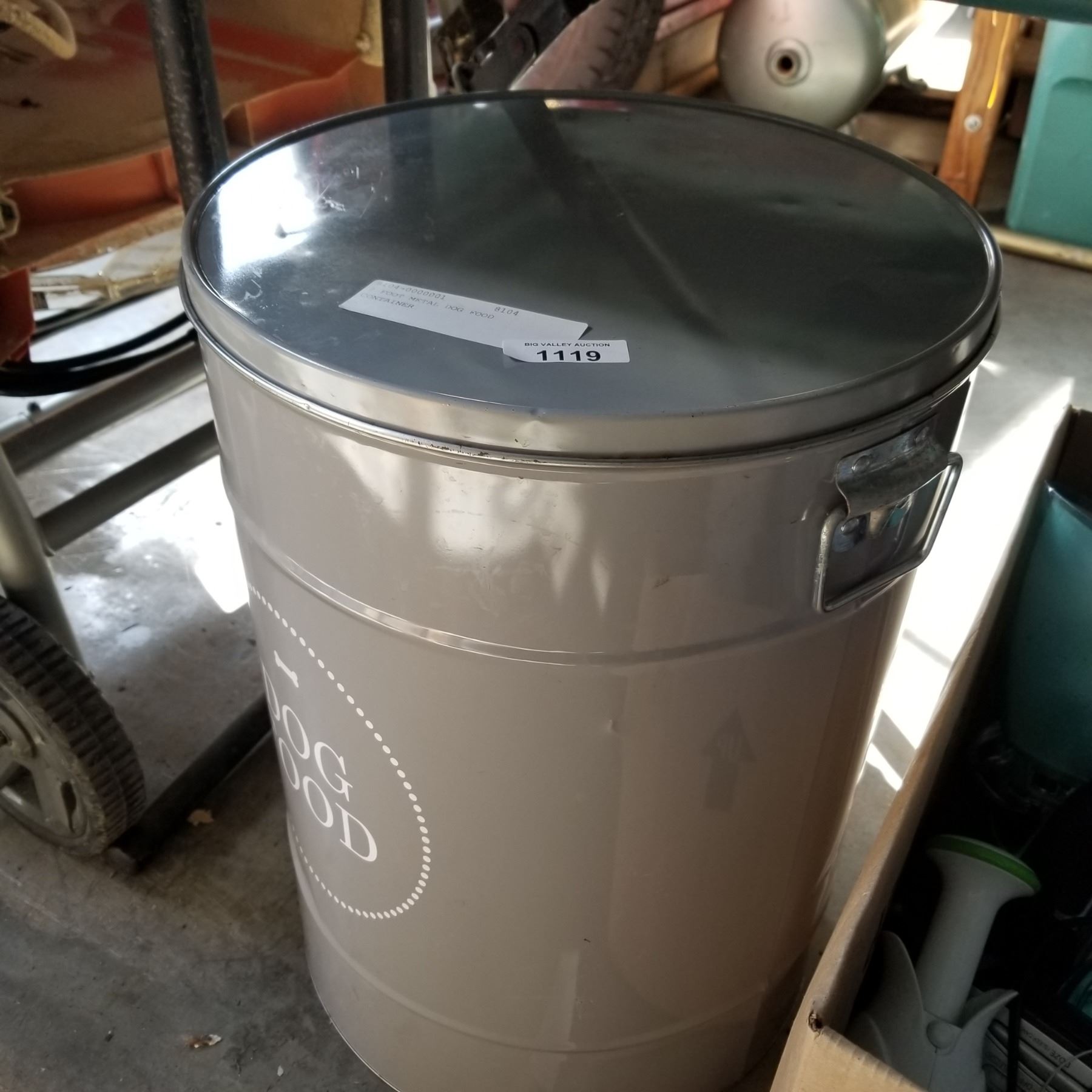 2 FOOT METAL DOG FOOD CONTAINER Big Valley Auction 2-foot-metal-dog-food-container-big-valley-auction