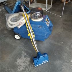 RINSEN VAC CARPET CLEANER