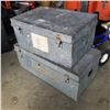 Image 2 : SMALL AND LARGE METAL TRUNK