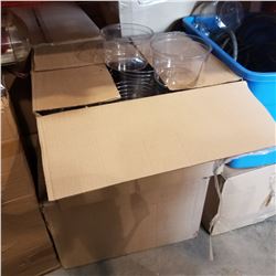 APPROX 1000 FOOD GRADE PLASTIC CONTAINERS AND LIDS