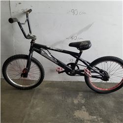 DIAMOND BACK BMX BIKE