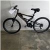 Image 1 : BLACK HYPER BIKE