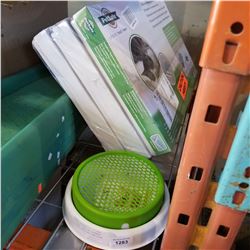 3 SCOOP FREE REPLACEMENT LITTER TRAYS AND CAT DISH