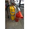 Image 1 : 2 INDUSTRIAL FIRE EXTINGUISHER RED AND YELLOW