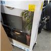 Image 2 : SAUDER ENTERTAINMENT STAND