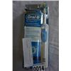 Image 2 : ORAL B VITALITY RECHARGEABLE TOOTH BRUSH