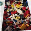 Image 2 : BOX OF LEGO