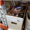 Image 1 : BOX OF VARIOUS CDS