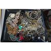 Image 3 : 2 TRAYS OF COSTUME JEWELLERY