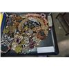 Image 2 : TRAY OF RHINESTONE JEWELLERY